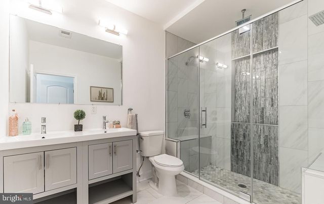 1818 DICKINSON ST, Philadelphia, PA 19146