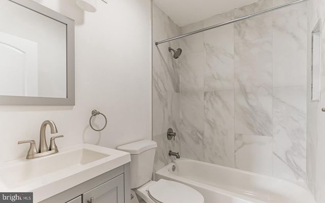 1818 DICKINSON ST, Philadelphia, PA 19146