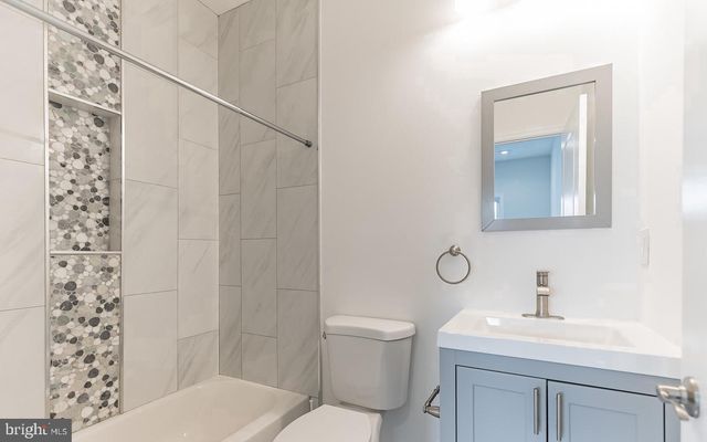 1818 DICKINSON ST, Philadelphia, PA 19146