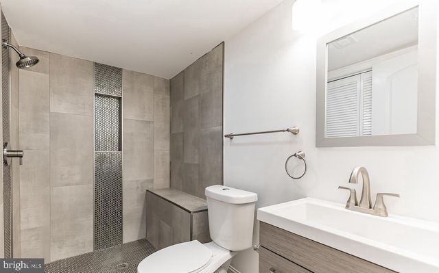 1818 DICKINSON ST, Philadelphia, PA 19146