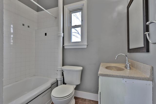 1233 7th Street, Hudson, WI 54016