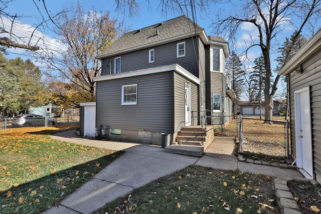 1233 7th Street, Hudson, WI 54016