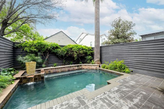 2304 Hazard Street, Houston, TX 77019