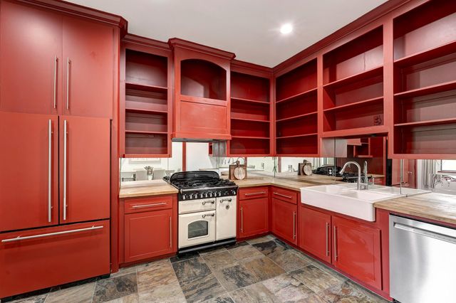 2304 Hazard Street, Houston, TX 77019