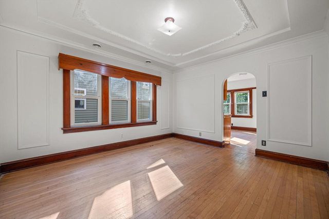 2473 N Dousman STREET #2475, Milwaukee, WI 53212