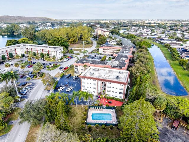 3910 Crystal Lake Dr 401, Deerfield Beach, FL 33064