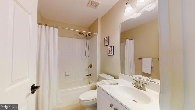 2546 PEACHTREE DR, Perkasie, PA 18944