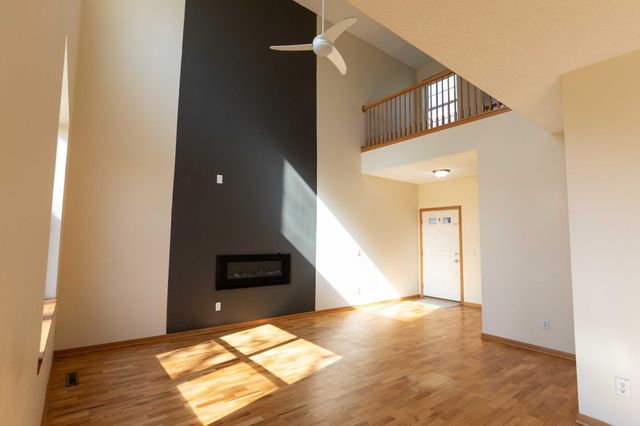 16959 79th Avenue N, Maple Grove, MN 55311