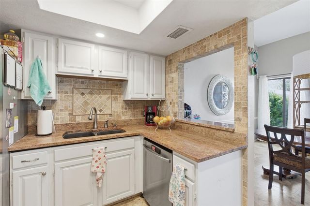 817 SORRENTO PLACE 817, Nokomis, FL 34275