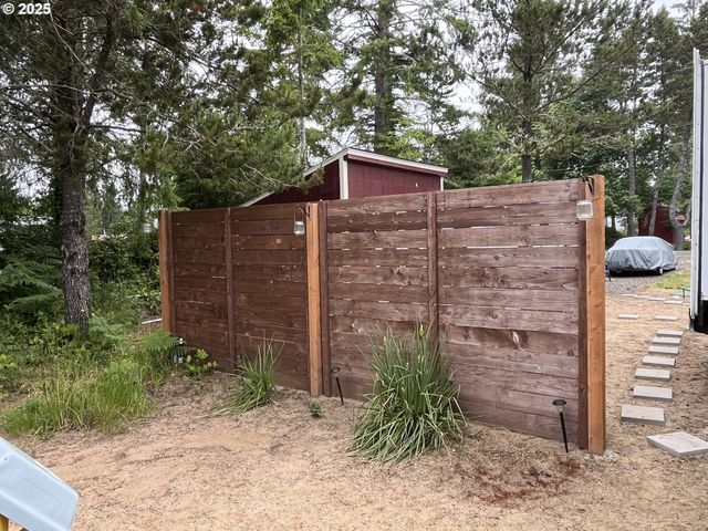 29921 W Pl, Ocean Park, WA 98640