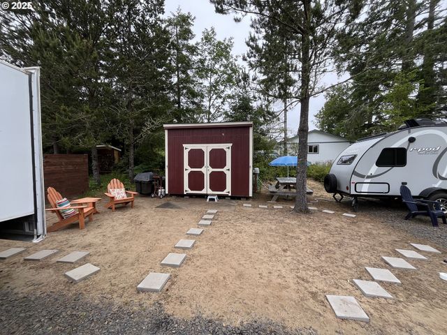 29921 W Pl, Ocean Park, WA 98640