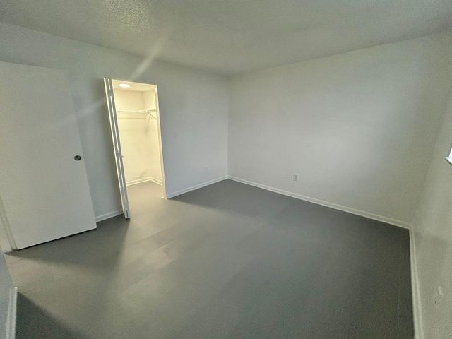 2850 Somerset Drive 316L, Lauderdale Lakes, FL 33311