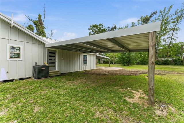 115 Gill Street, Dequincy, LA 70633