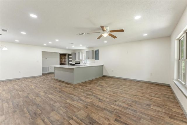 115 Gill Street, Dequincy, LA 70633