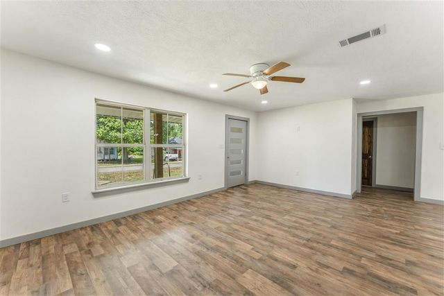 115 Gill Street, Dequincy, LA 70633