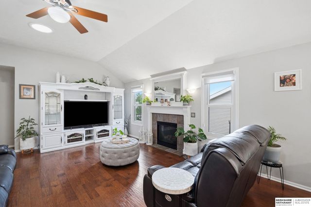 2140 N 79th Street, Lincoln, NE 68505