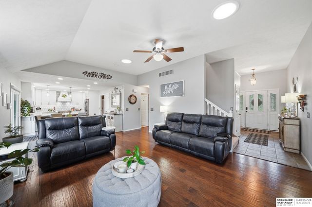 2140 N 79th Street, Lincoln, NE 68505