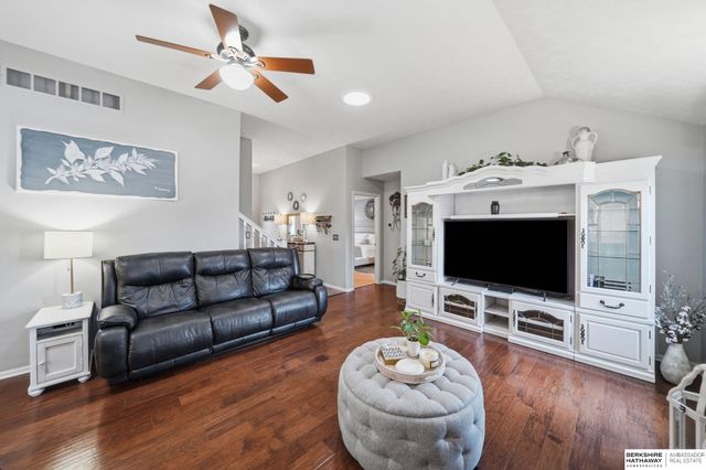 2140 N 79th Street, Lincoln, NE 68505