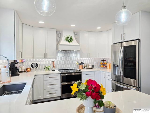 2140 N 79th Street, Lincoln, NE 68505