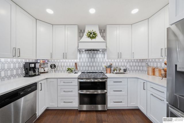 2140 N 79th Street, Lincoln, NE 68505