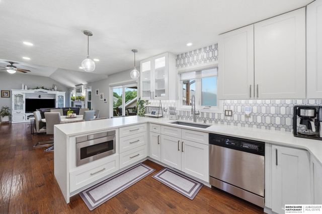 2140 N 79th Street, Lincoln, NE 68505