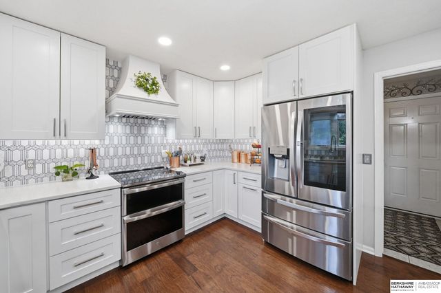 2140 N 79th Street, Lincoln, NE 68505
