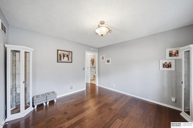 2140 N 79th Street, Lincoln, NE 68505