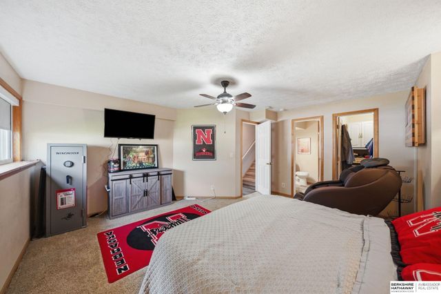 2140 N 79th Street, Lincoln, NE 68505
