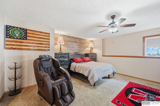 2140 N 79th Street, Lincoln, NE 68505