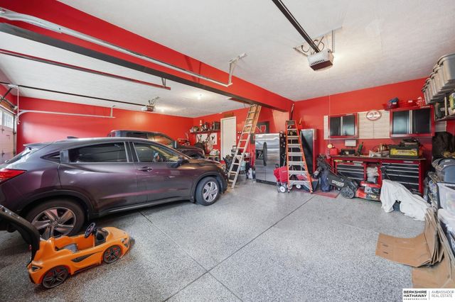 2140 N 79th Street, Lincoln, NE 68505