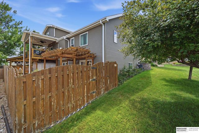 2140 N 79th Street, Lincoln, NE 68505