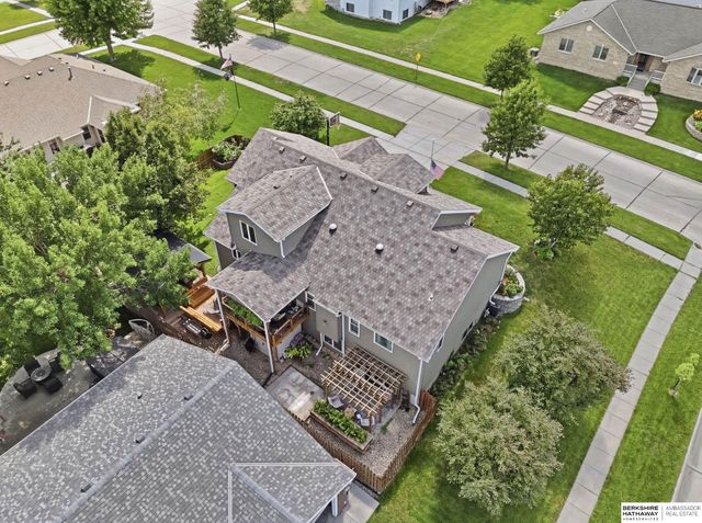 2140 N 79th Street, Lincoln, NE 68505