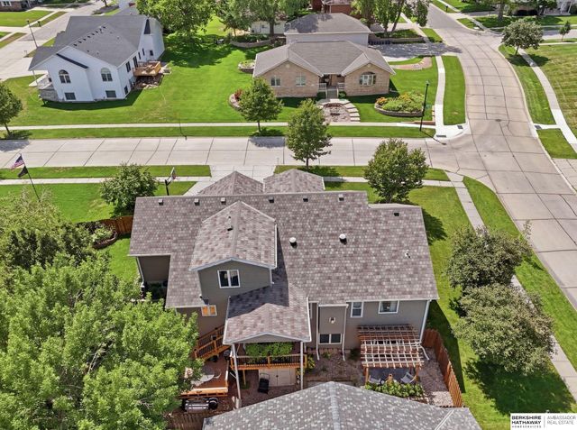 2140 N 79th Street, Lincoln, NE 68505