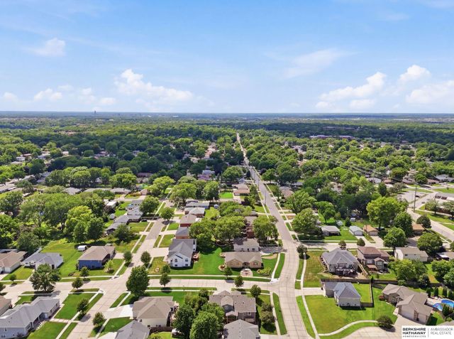 2140 N 79th Street, Lincoln, NE 68505