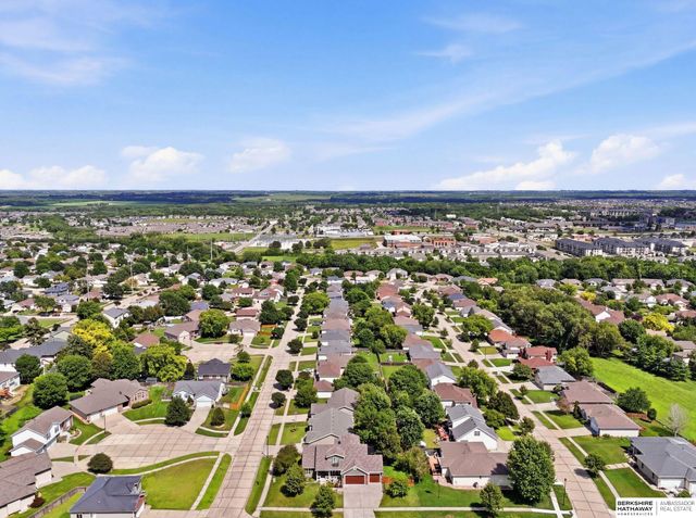 2140 N 79th Street, Lincoln, NE 68505