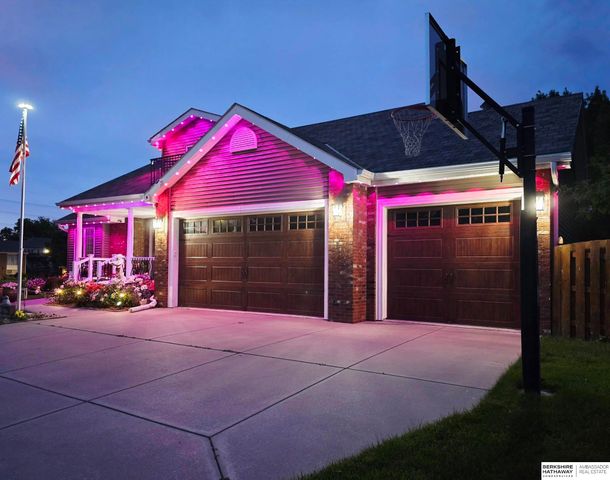 2140 N 79th Street, Lincoln, NE 68505