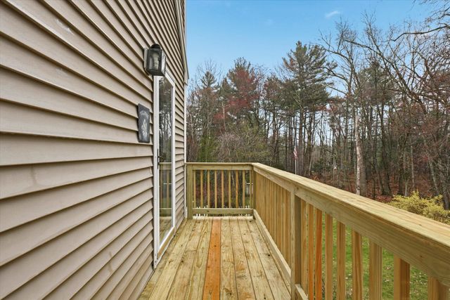 24 Fordway Extension, Windham, NH 03087