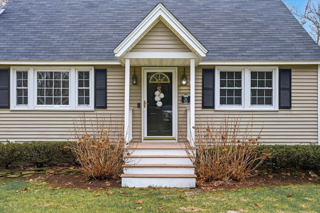 24 Fordway Extension, Windham, NH 03087