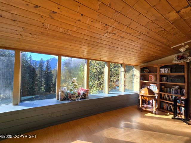 12265 Lancelot Drive, Seward, AK 99664