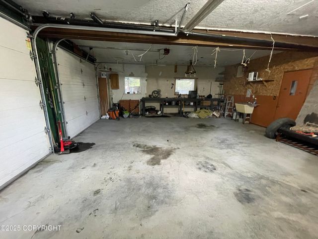 12265 Lancelot Drive, Seward, AK 99664