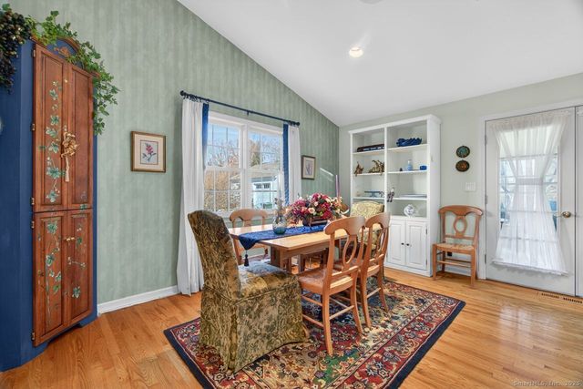 141 State Street, Guilford, CT 06437