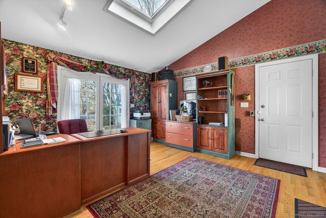 141 State Street, Guilford, CT 06437