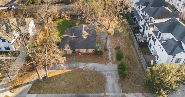 7921 Westwood Drive, Houston, TX 77055