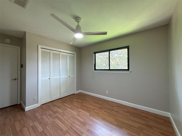 8401 LORALINDA DR, Austin, TX 78753