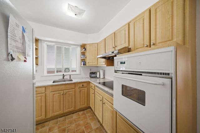 53 LAKEWOOD DRIVE, Denville Twp., NJ 07834