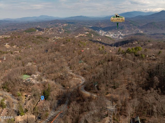 1235 Ski Mountain Road, Gatlinburg, TN 37738