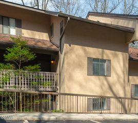1235 Ski Mountain Road, Gatlinburg, TN 37738
