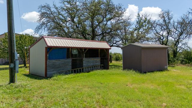 586 Private Road 3448, Kempner, TX 76539