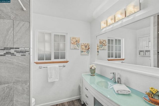 1740 Clayton Way, Concord, CA 94519