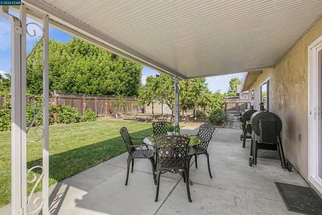 1740 Clayton Way, Concord, CA 94519
